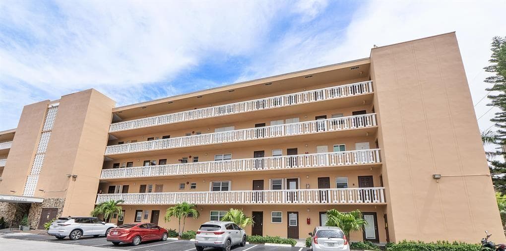 2900 NW 47th Terrace # 304b, Lauderdale Lakes, FL 33313 photo 13