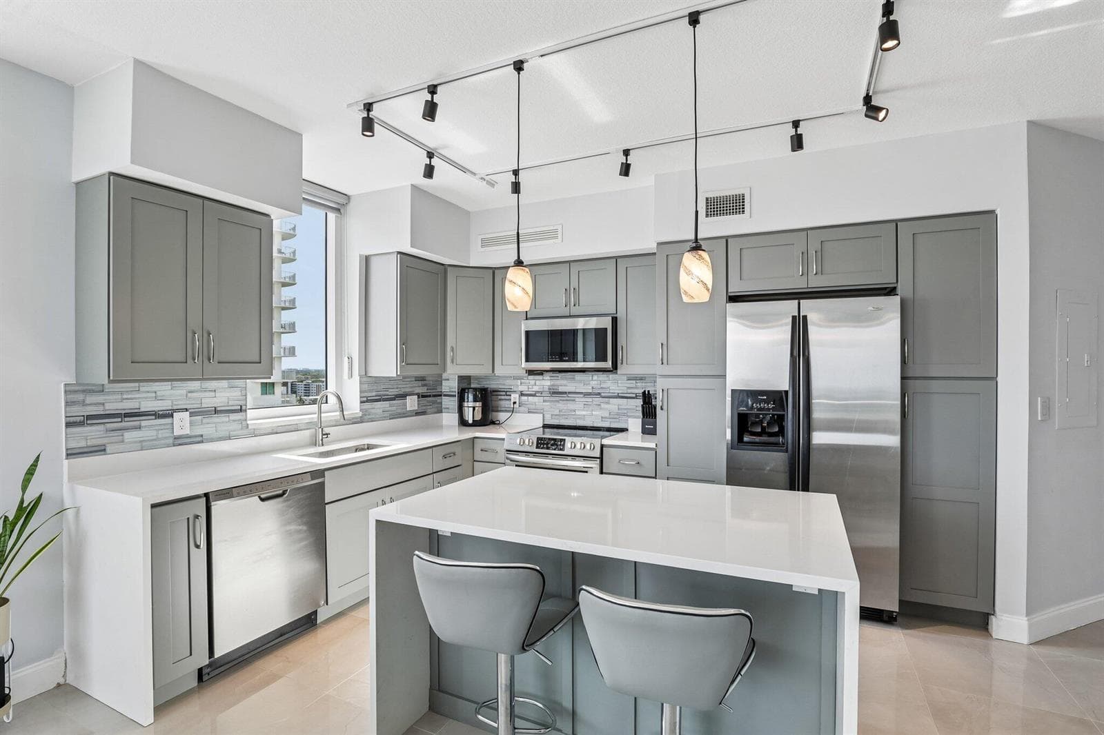 1755 E Hallandale Beach Boulevard # 1207 E, Hallandale Beach, FL 33009 photo 12