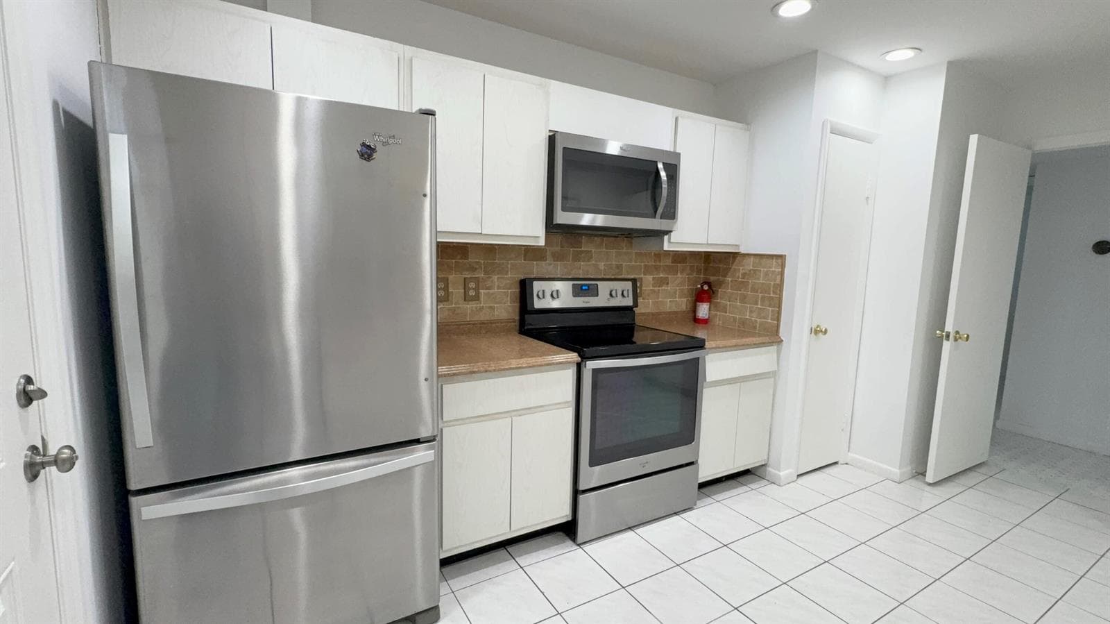 879 NE 195th Street # 227, Miami, FL 33179 photo 12