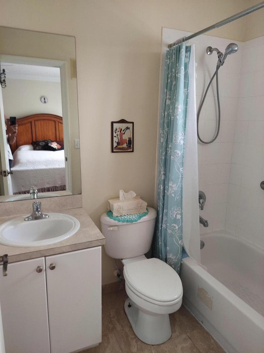 2208 SE 24th Place, Homestead, FL 33035 photo 12