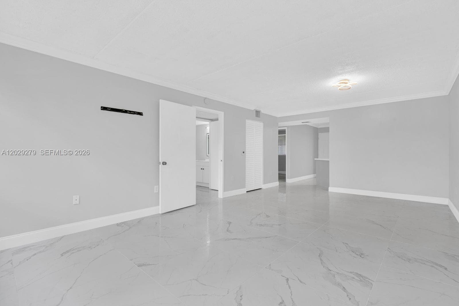 6135 NW 186th St # 202, Hialeah, FL 33015 photo 6