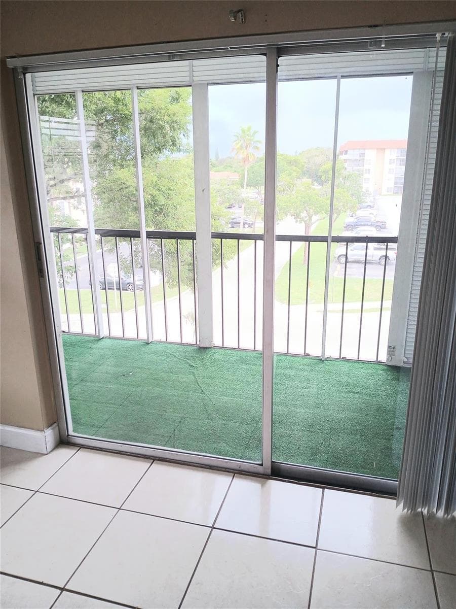 4170 Inverrary Drive # 412, Lauderhill, FL 33319 photo 10