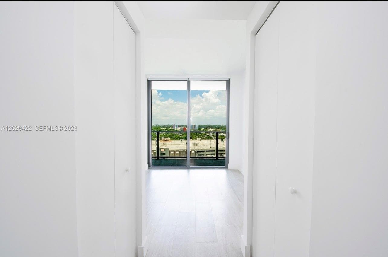 121 NE 34th St # 1412, Miami, FL 33137 photo 6