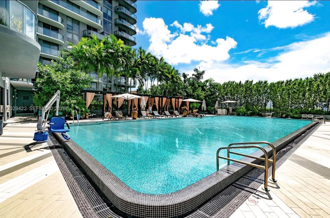 121 NE 34th St # 1412, Miami, FL 33137 photo 8