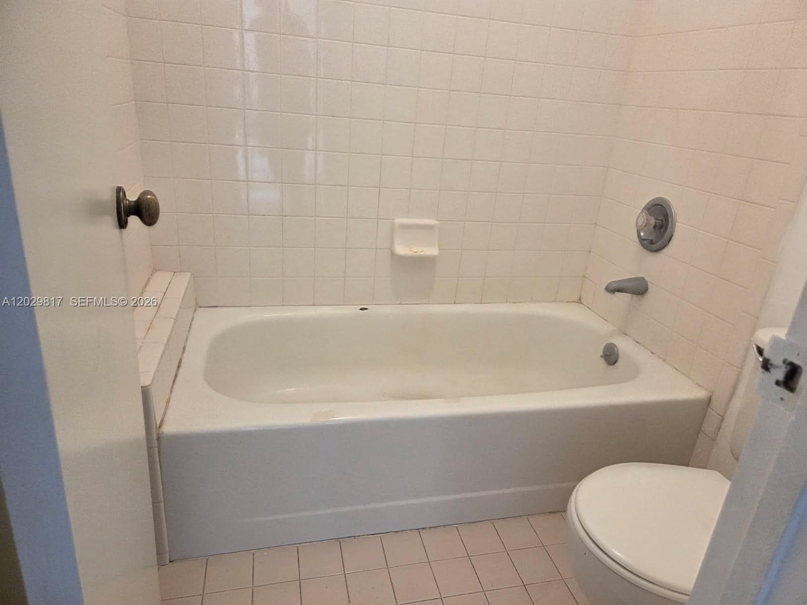 1017 Washington Cir # 1017D, Homestead, FL 33034 photo 10
