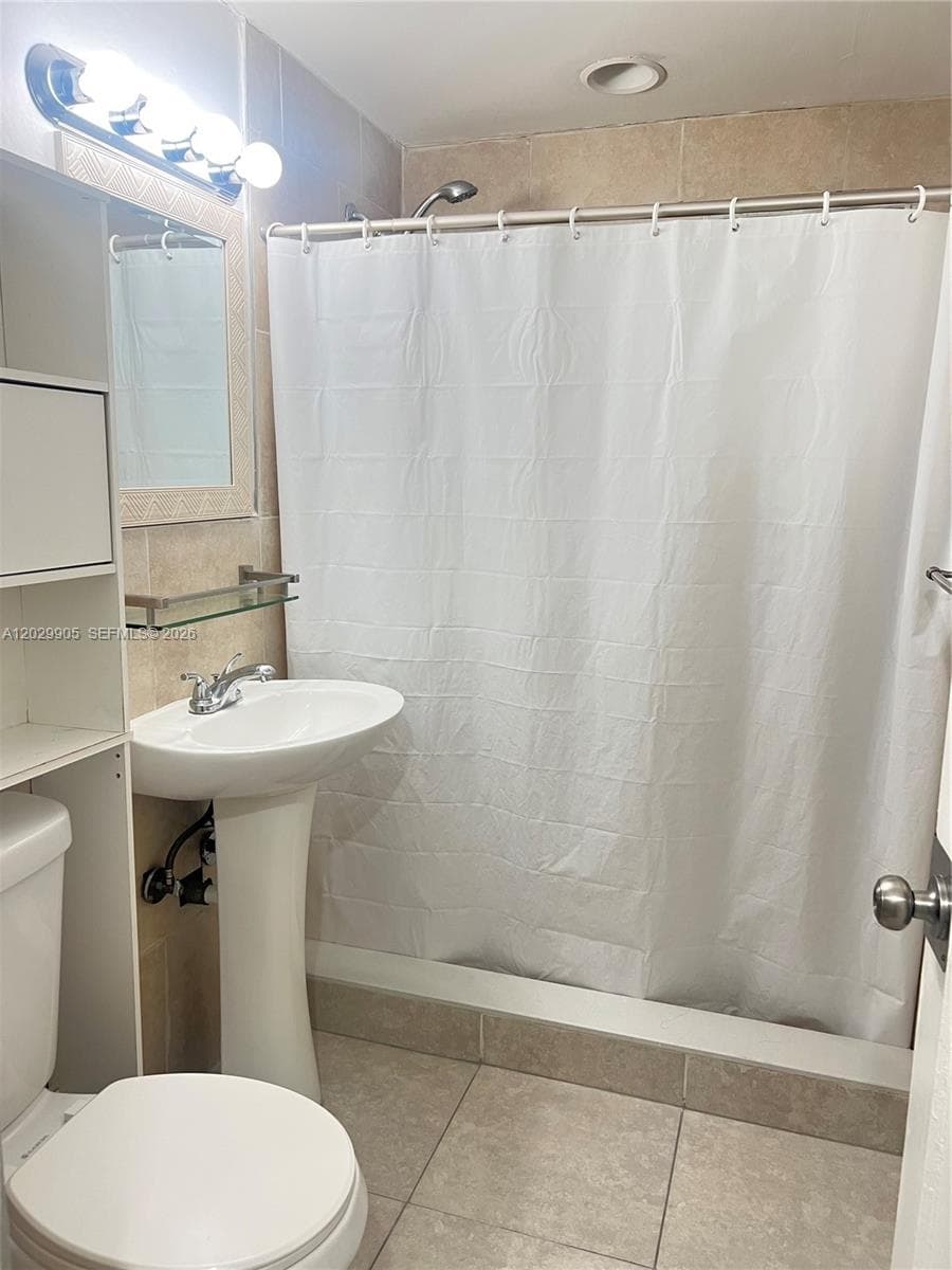 1401 E 8th Ave # n/a, Hialeah, FL 33010 photo 11