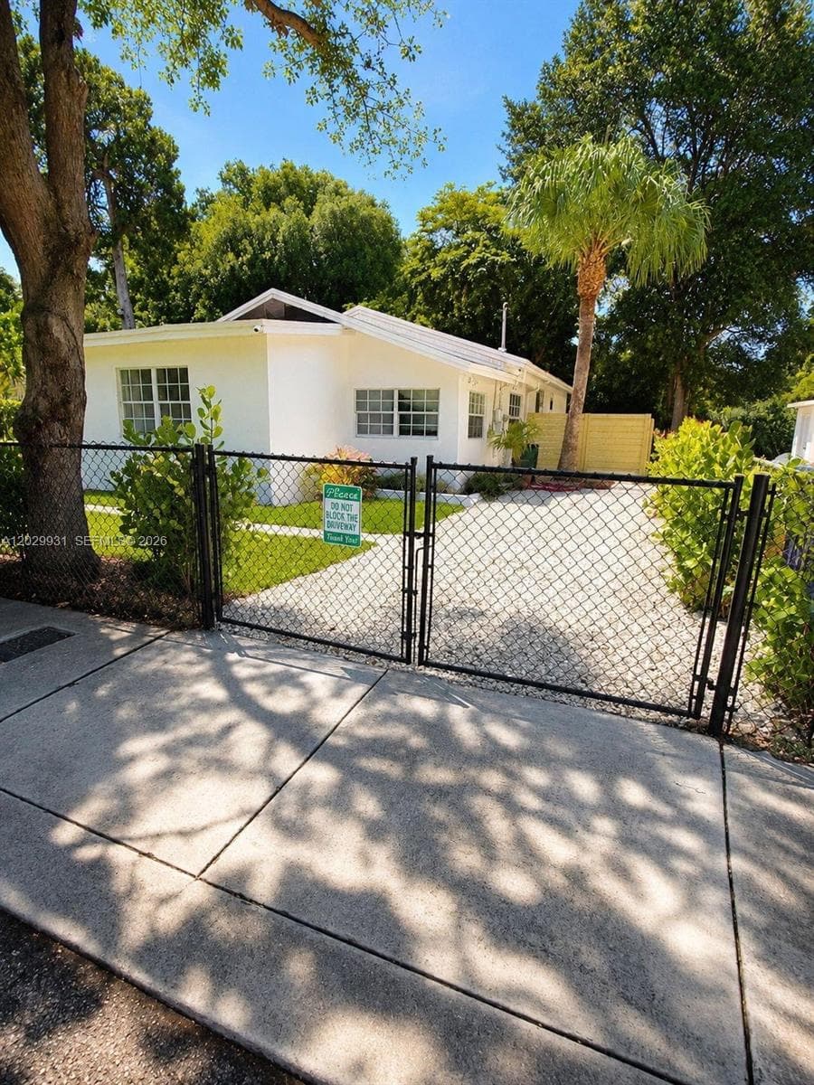 5519 NW 4th Ave, Miami, FL 33127 photo 11