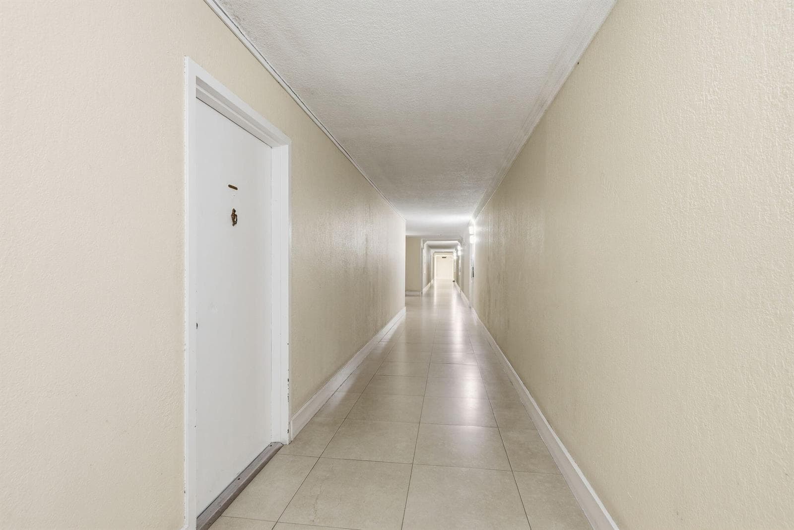 9360 Fontainebleau Boulevard # Apt 310, Miami, FL 33172 photo 13