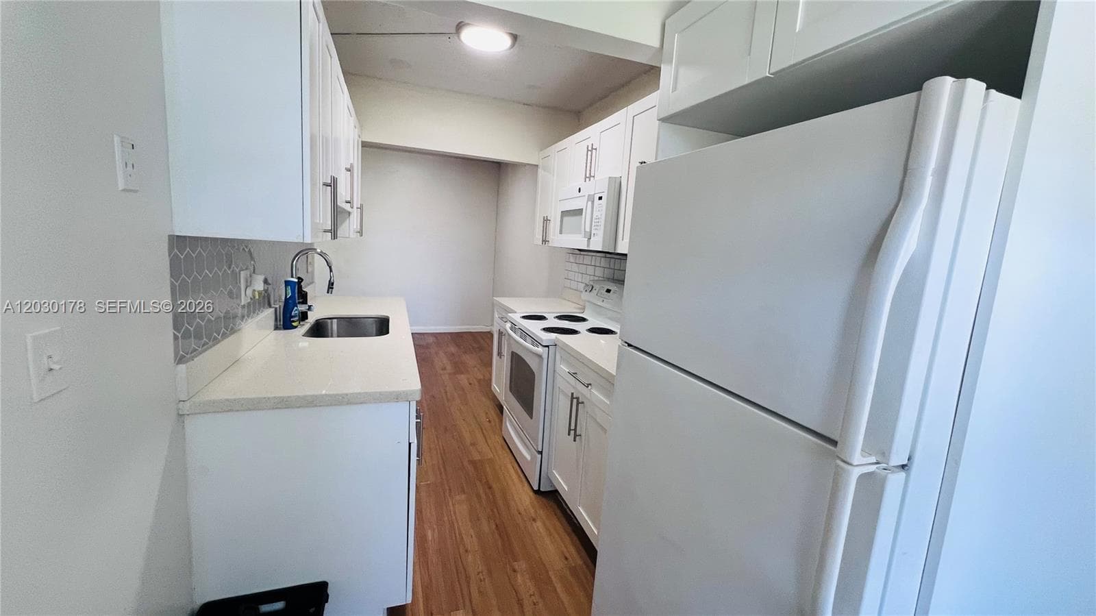 1100 NE 1st Ct # 213, Hallandale Beach, FL 33009 photo 9