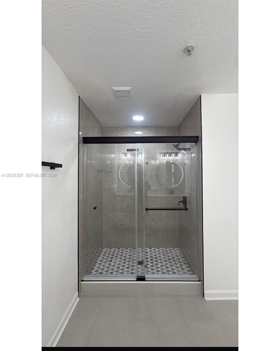 6388 Castelven # 104, Other City - In The State Of Florida, FL 32835 photo 8