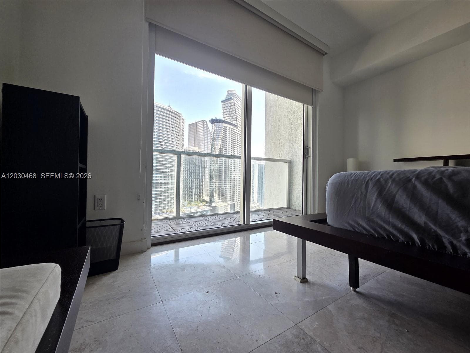 500 Brickell Ave # 3105, Miami, FL 33131 photo 11