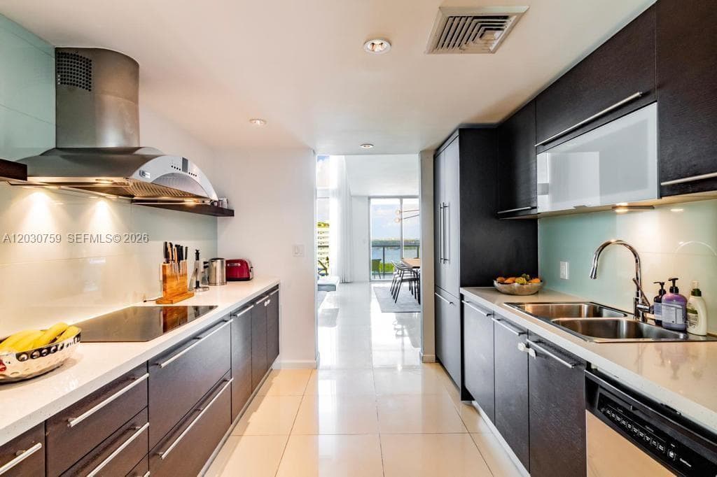 7928 East Dr # 1604 + DEN, North Bay Village, FL 33141 photo 7