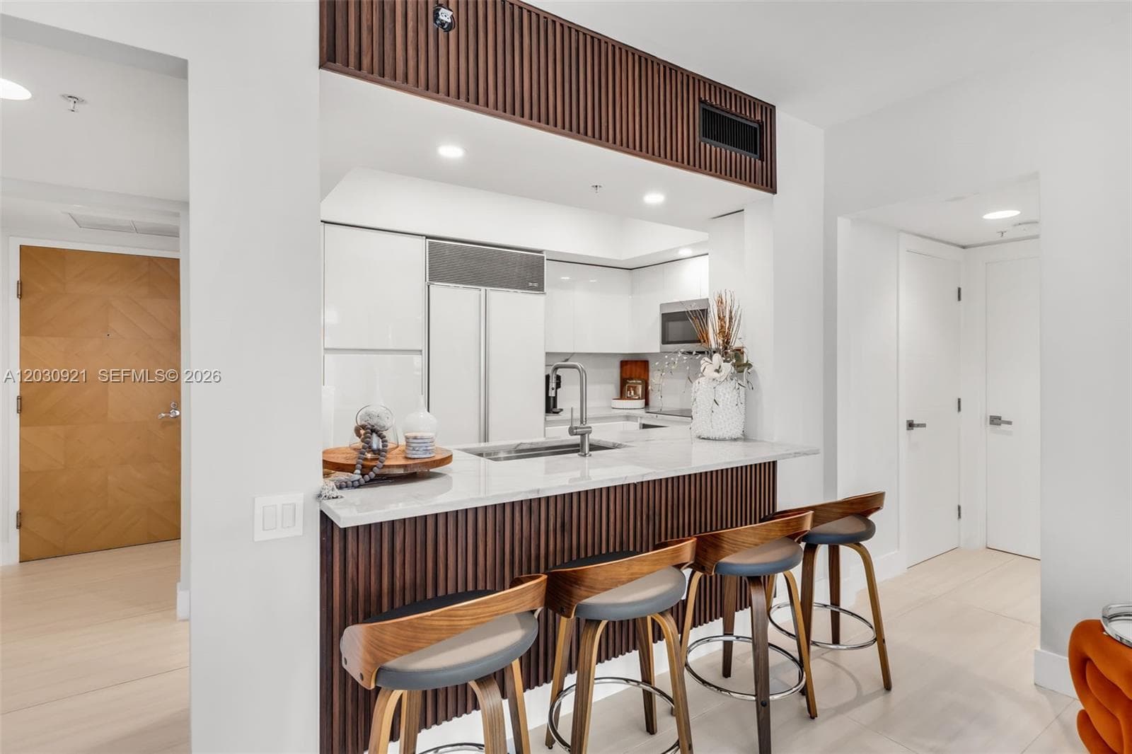 1500 OCEAN DR # 707, Miami Beach, FL 33139 photo 8