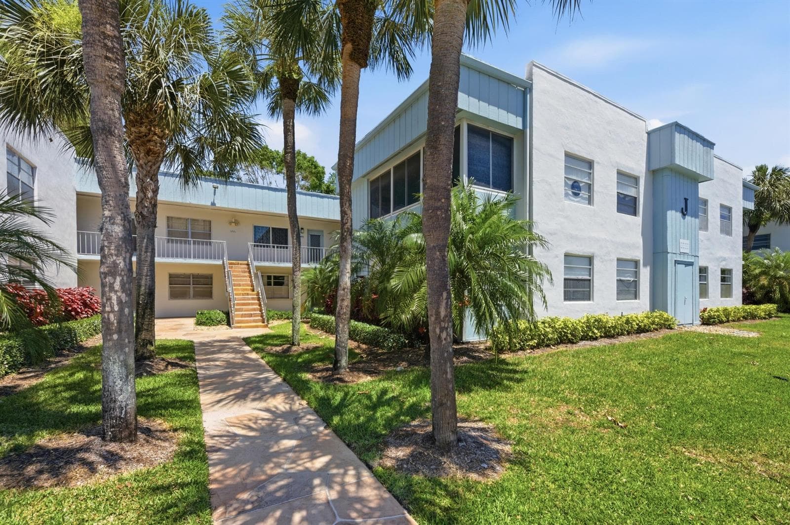 442 Normandy J, Delray Beach, FL 33484 photo 6