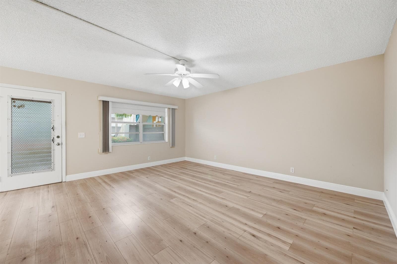442 Normandy J, Delray Beach, FL 33484 photo 10