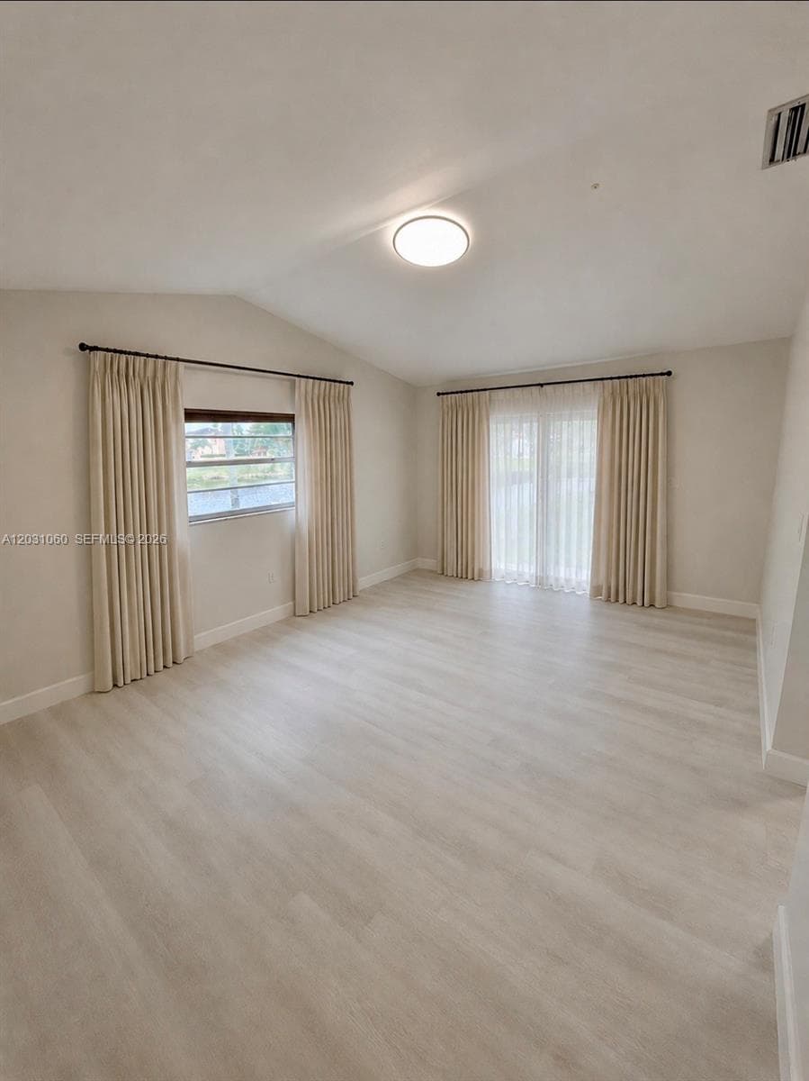 18145 NW 61st Ave, Hialeah, FL 33015 photo 8