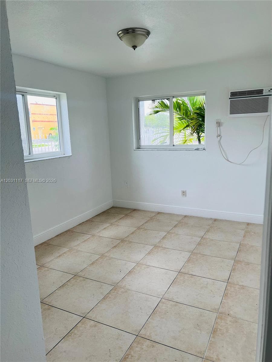 900 NE 18th Ave # 11, Homestead, FL 33033 photo 9