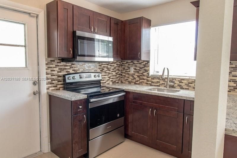 1861 NW 59th Way, Sunrise, FL 33313 photo 10
