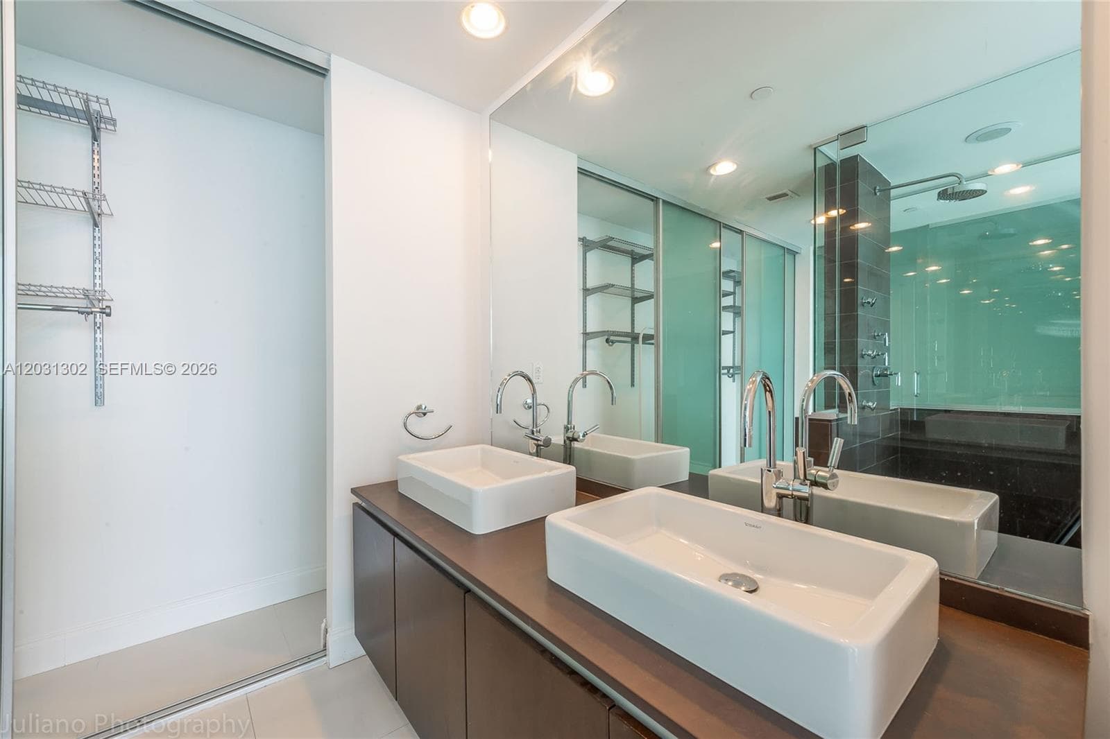 1040 Biscayne Blvd # 1205, Miami, FL 33132 photo 12