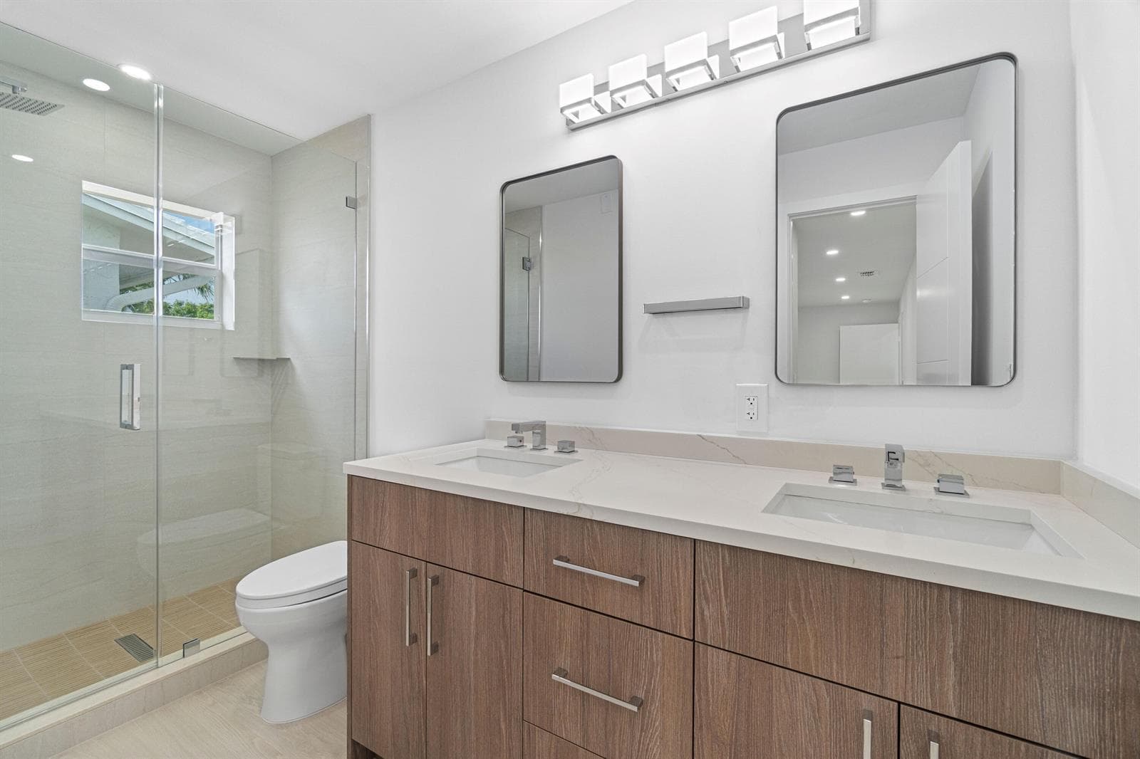 1304 SW 23rd Street, Boynton Beach, FL 33426 photo 12