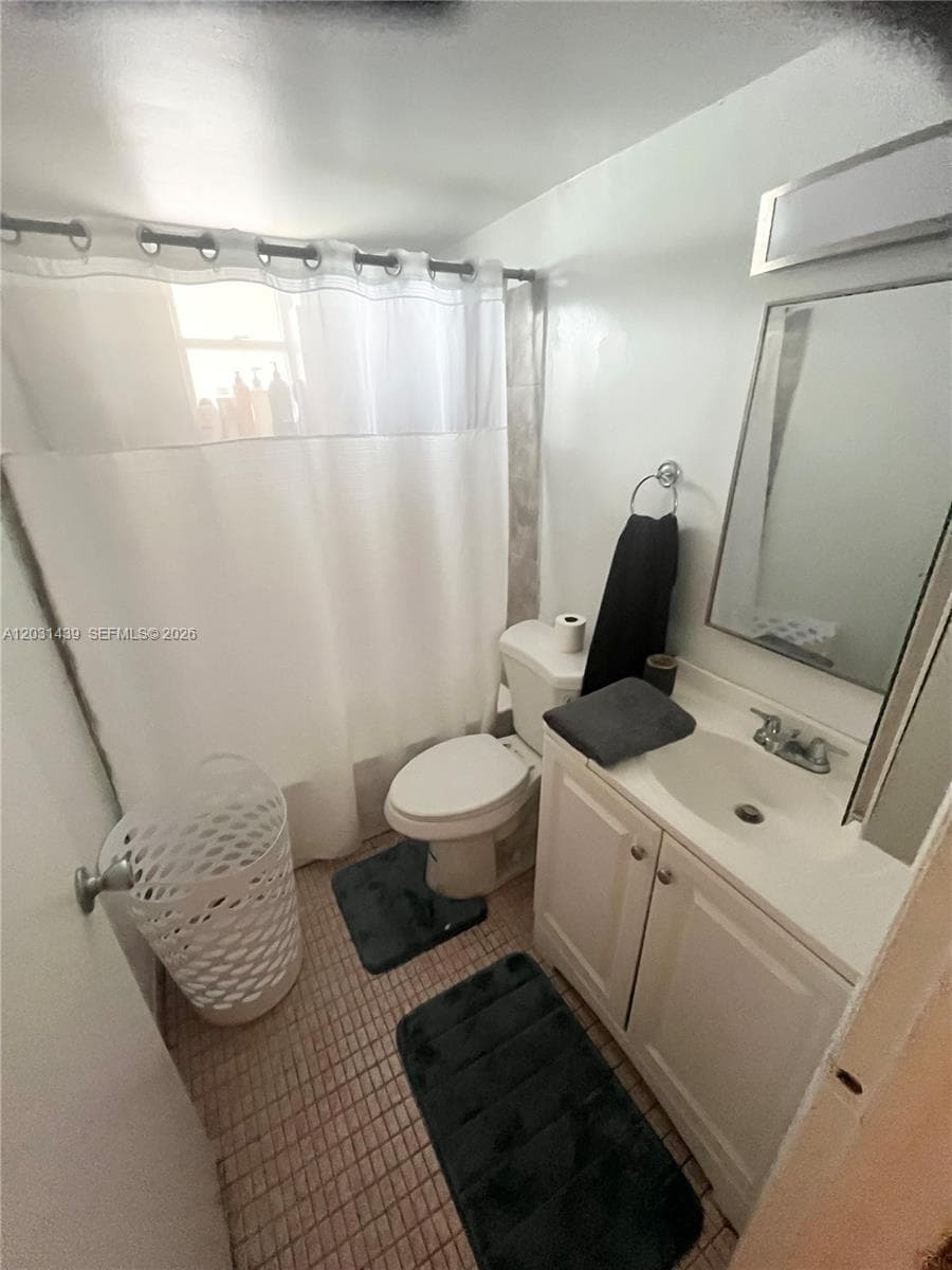2581 N Garden Dr N # 203, Lake Worth, FL 33461 photo 11