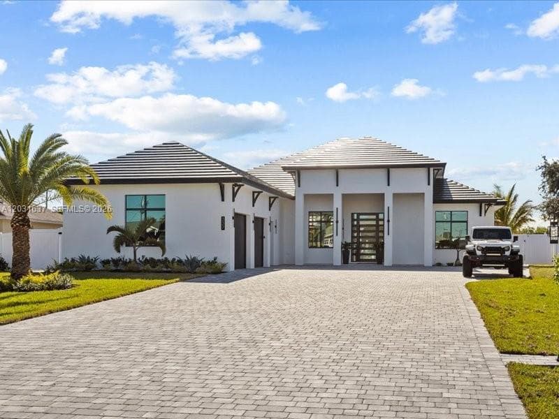 337 SW Kestor Dr, Port St. Lucie, FL 34953 photo 2