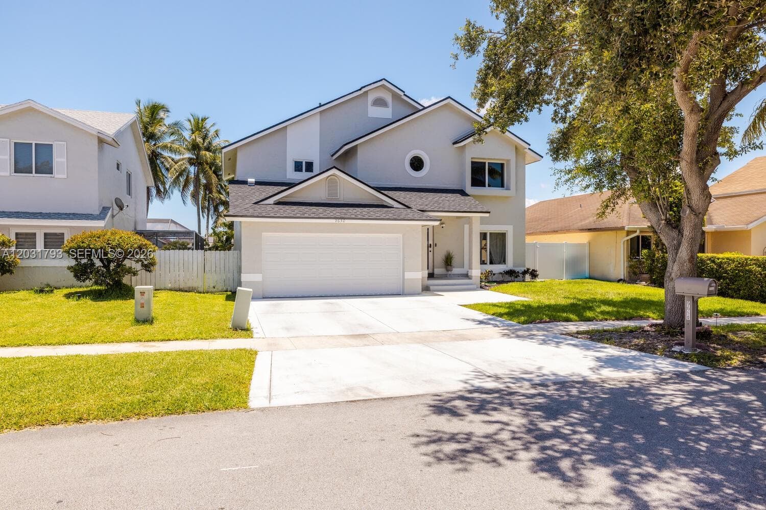 9650 SW 9th Ct, Pembroke Pines, FL 33025 photo 11