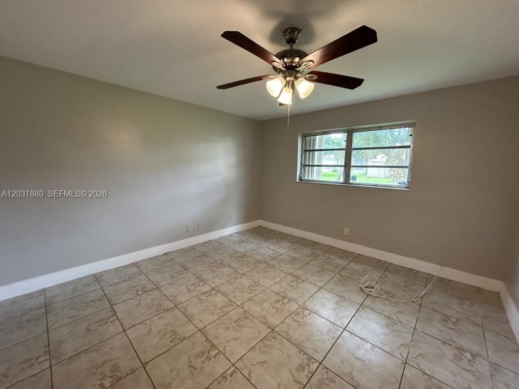 1450 NE 191st St # 106, Miami, FL 33179 photo 6