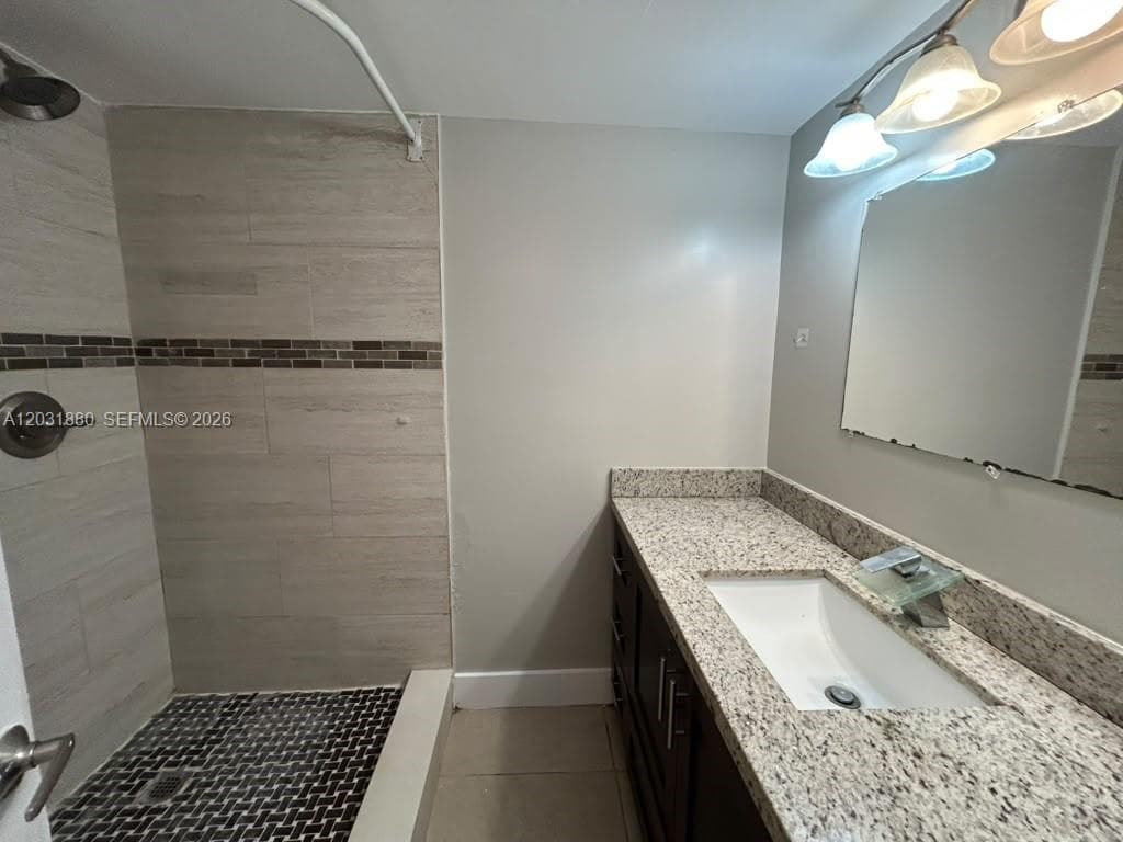 1450 NE 191st St # 106, Miami, FL 33179 photo 7