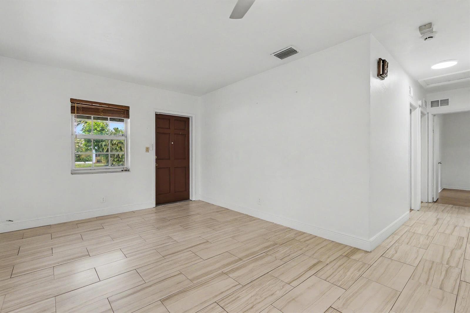 604 NE 14th Place, Fort Lauderdale, FL 33304 photo 8