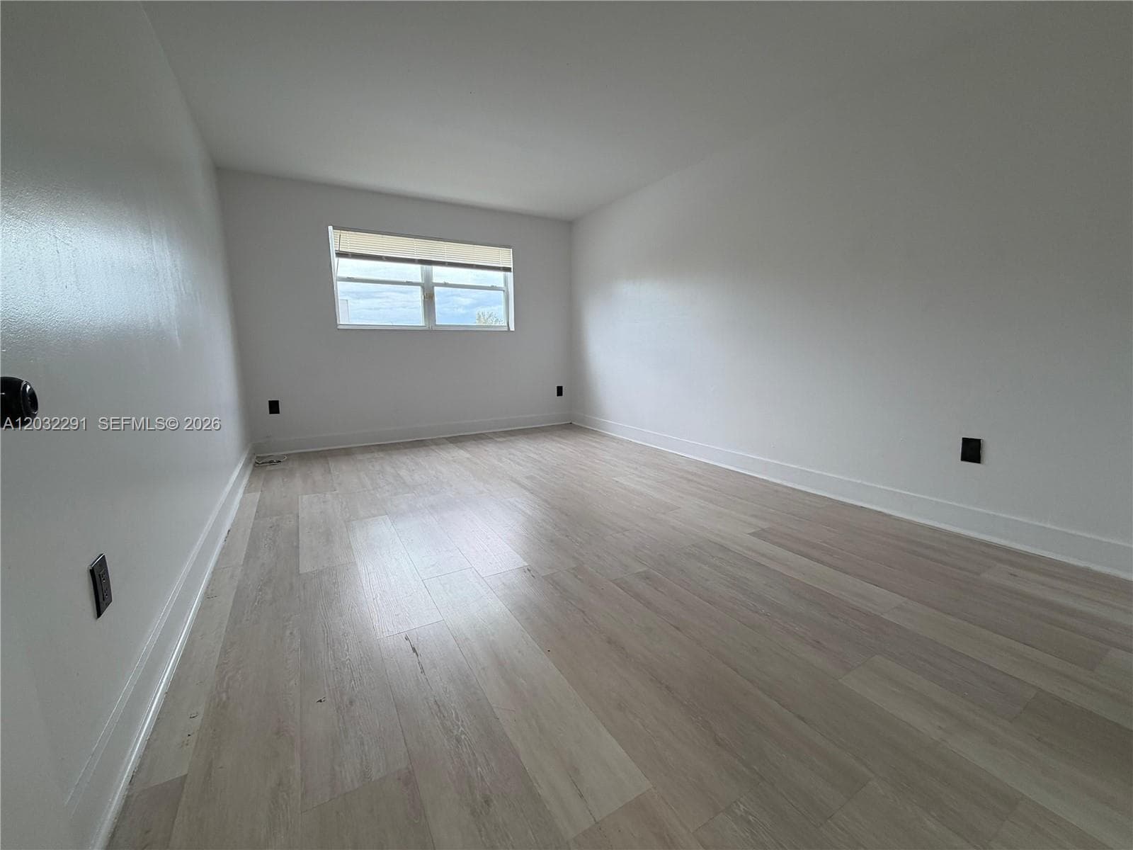 12215 W Dixie Hwy # 206, North Miami, FL 33161 photo 9