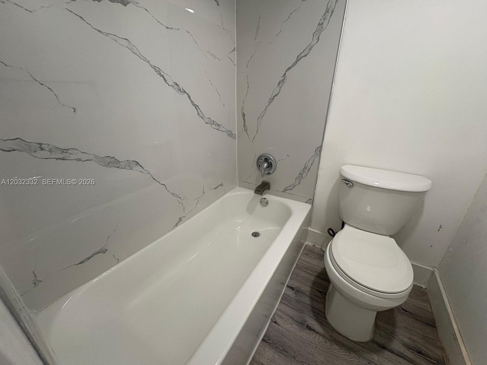 7545 E Treasure Dr # 9H, North Bay Village, FL 33141 photo 11