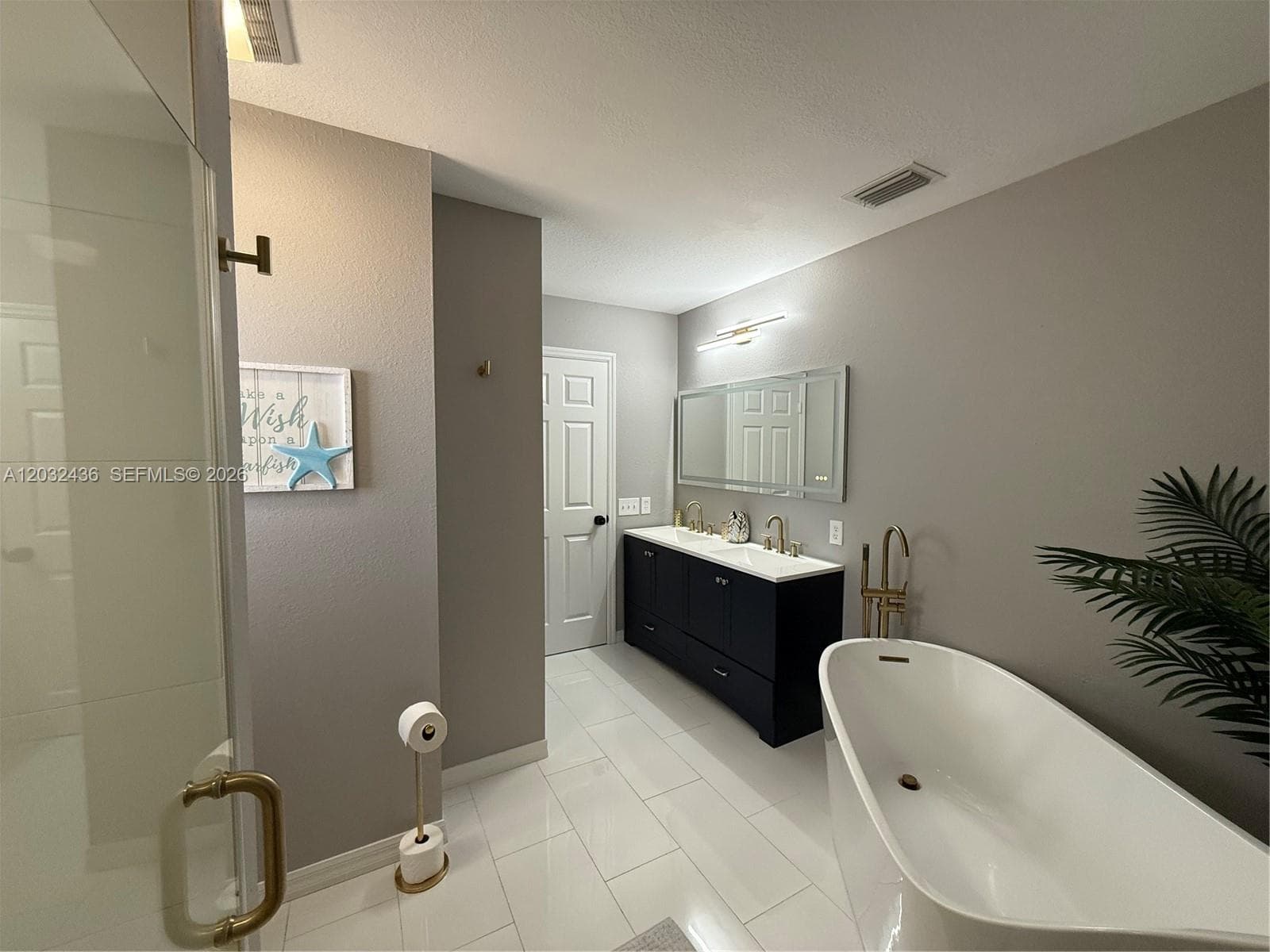 389 NE Surfside Ave, Port St. Lucie, FL 34983 photo 13