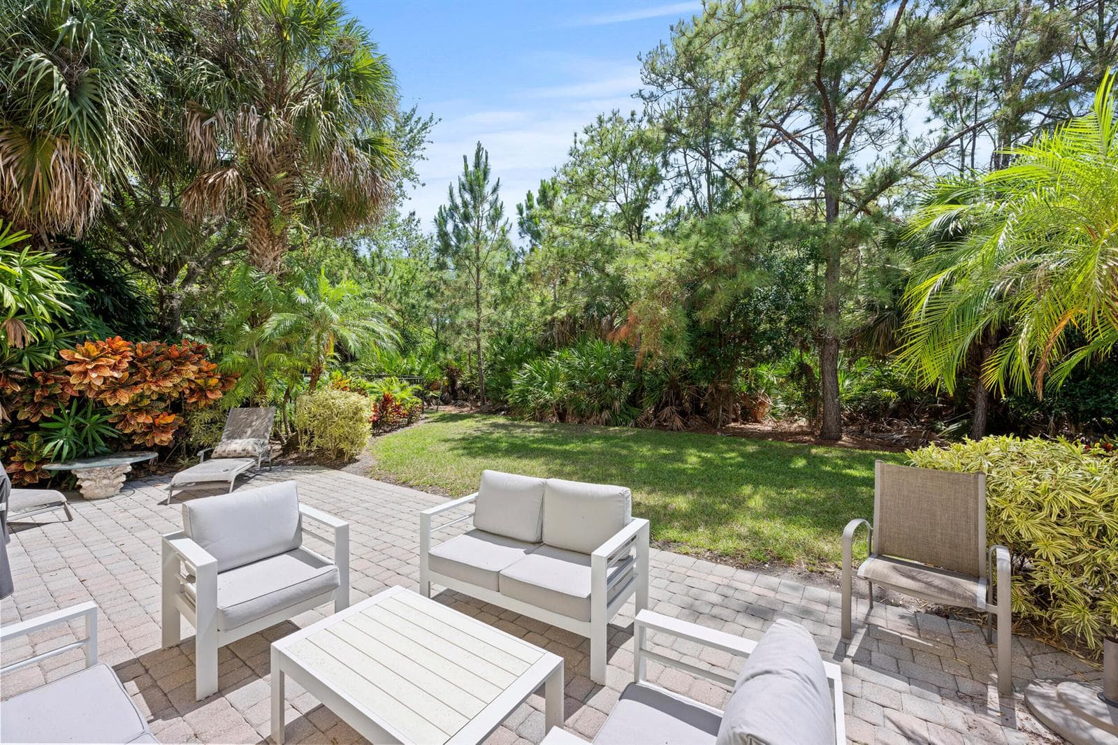 1043 Vintner Boulevard, Palm Beach Gardens, FL 33410 photo 11