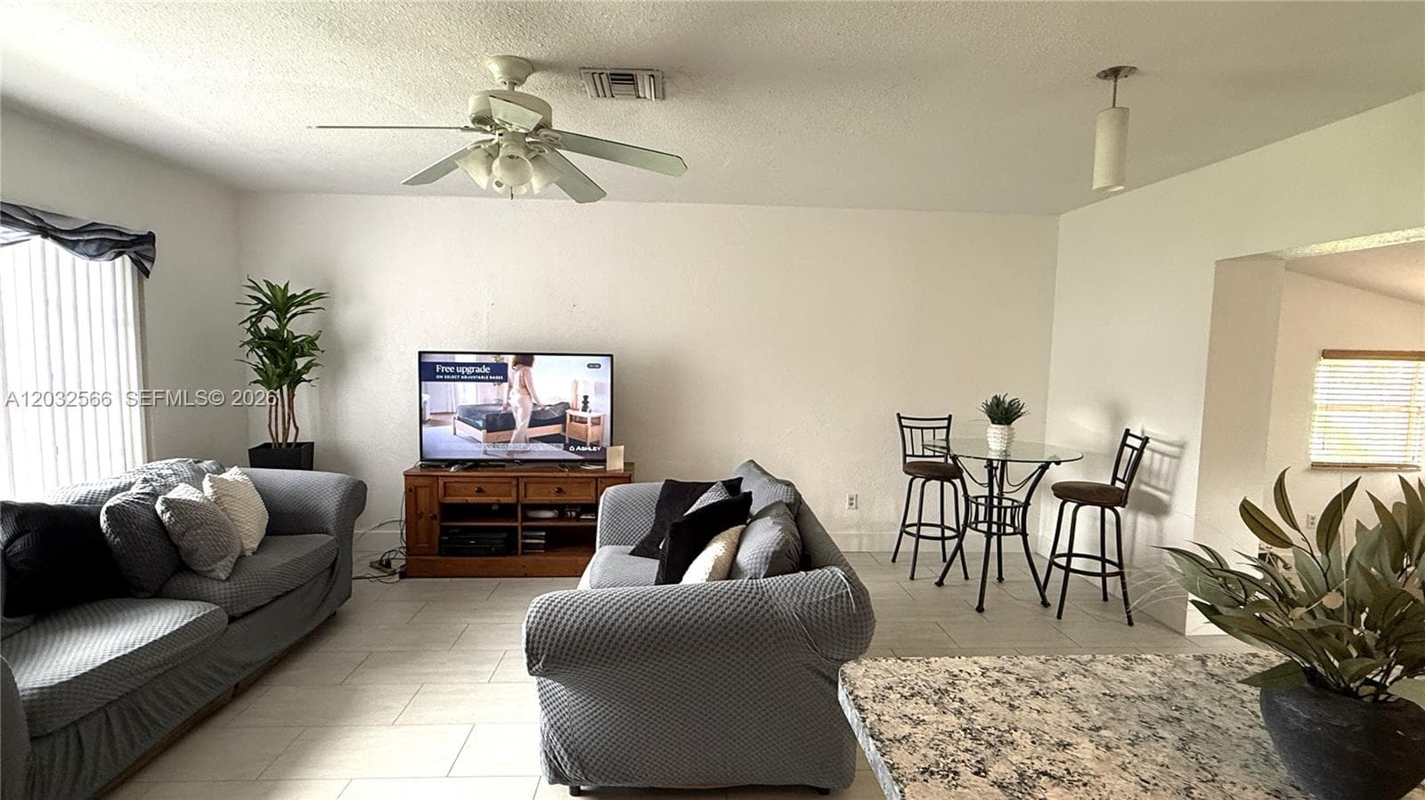 1245 NE 203rd St, Miami, FL 33179 photo 8