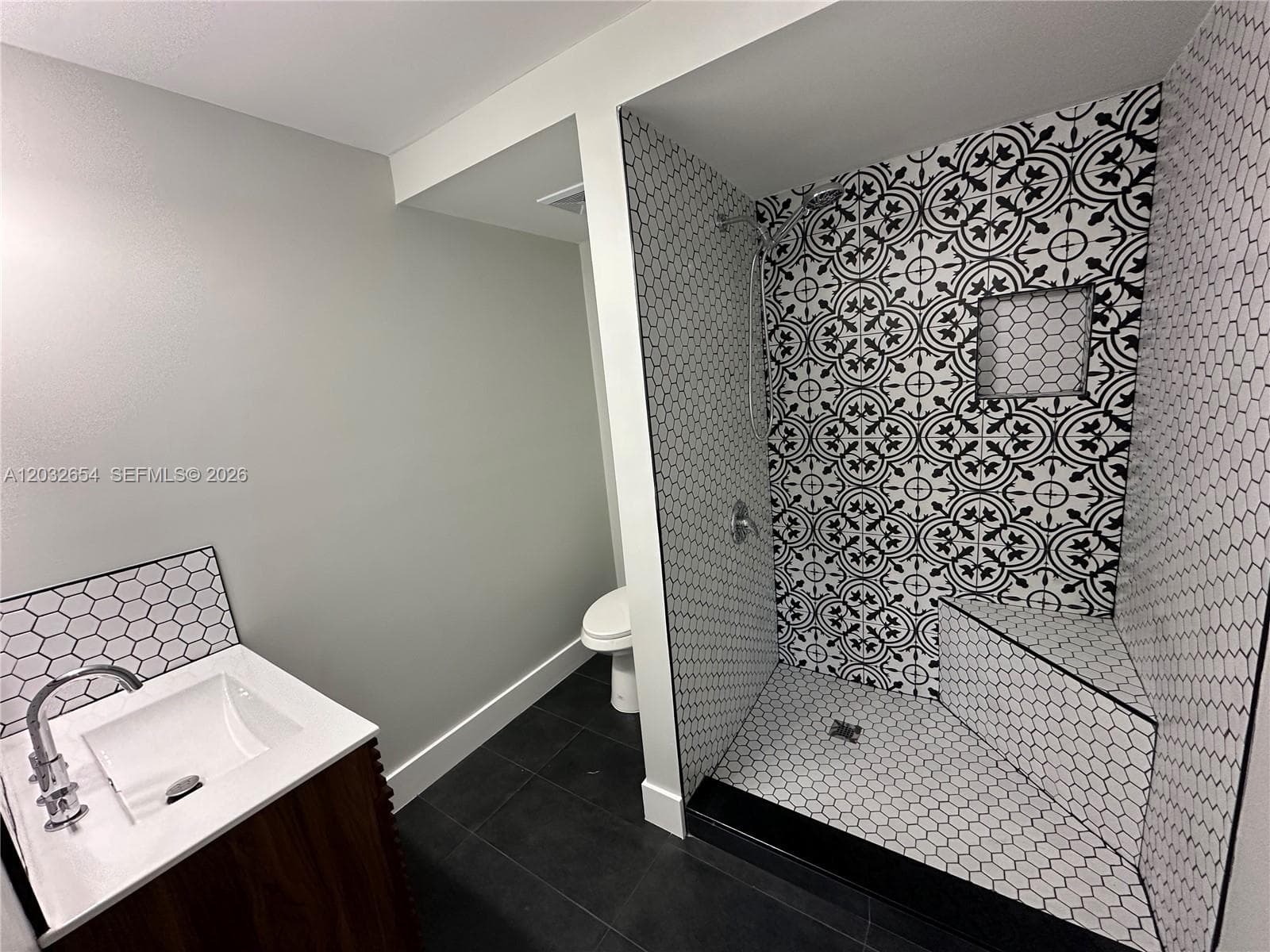10090 NW 80th Ct # 1325, Hialeah Gardens, FL 33016 photo 9