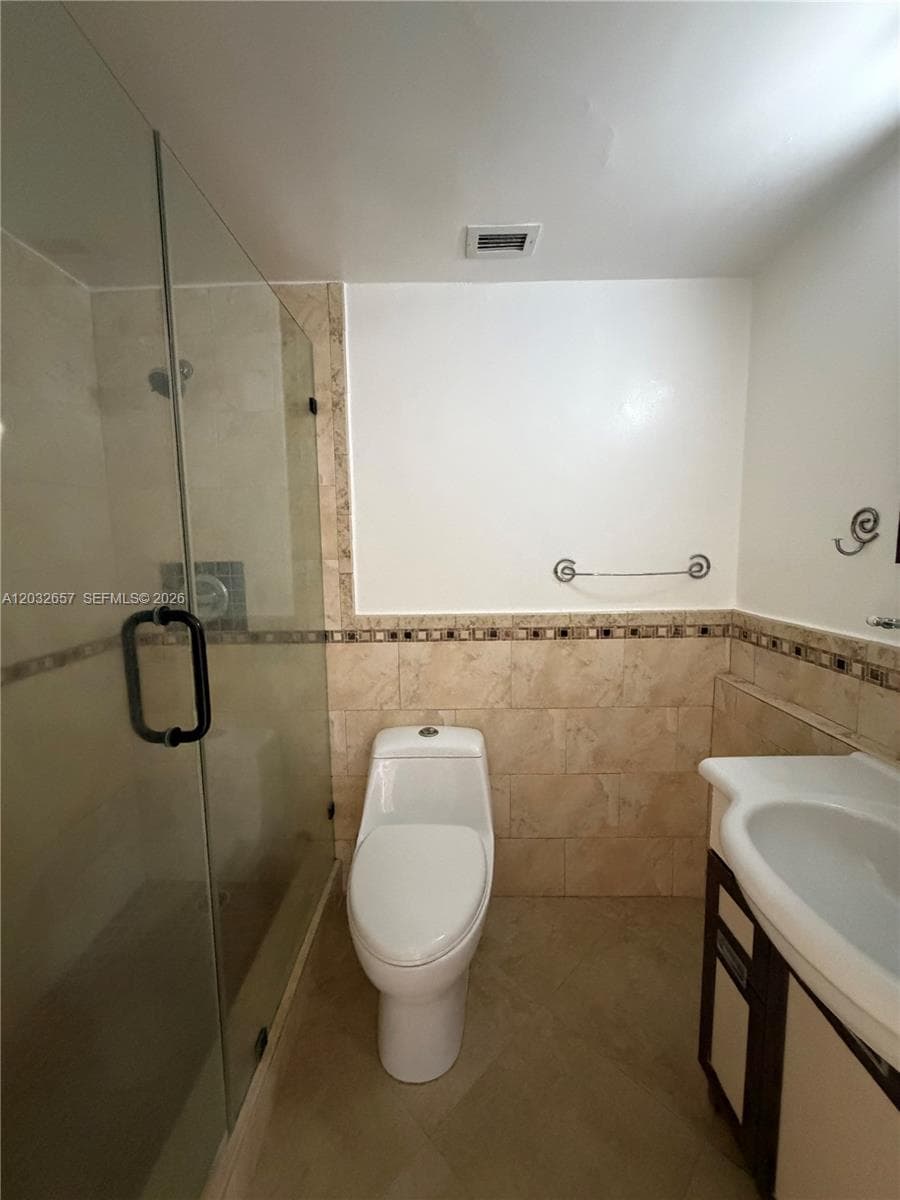 7441 Wayne Ave # 2O, Miami Beach, FL 33141 photo 8