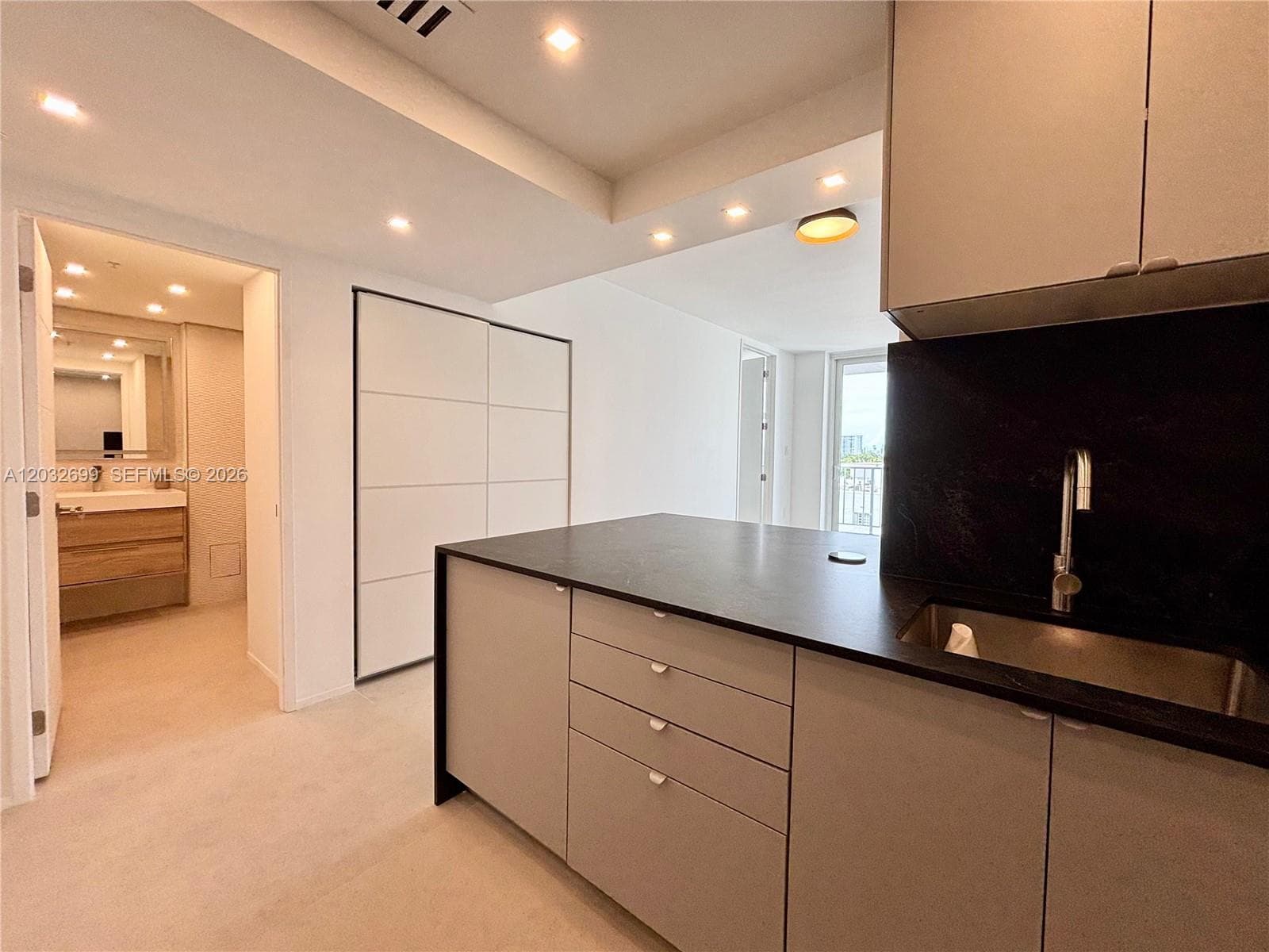 2829 Indian Creek Dr # 604, Miami Beach, FL 33140 photo 2
