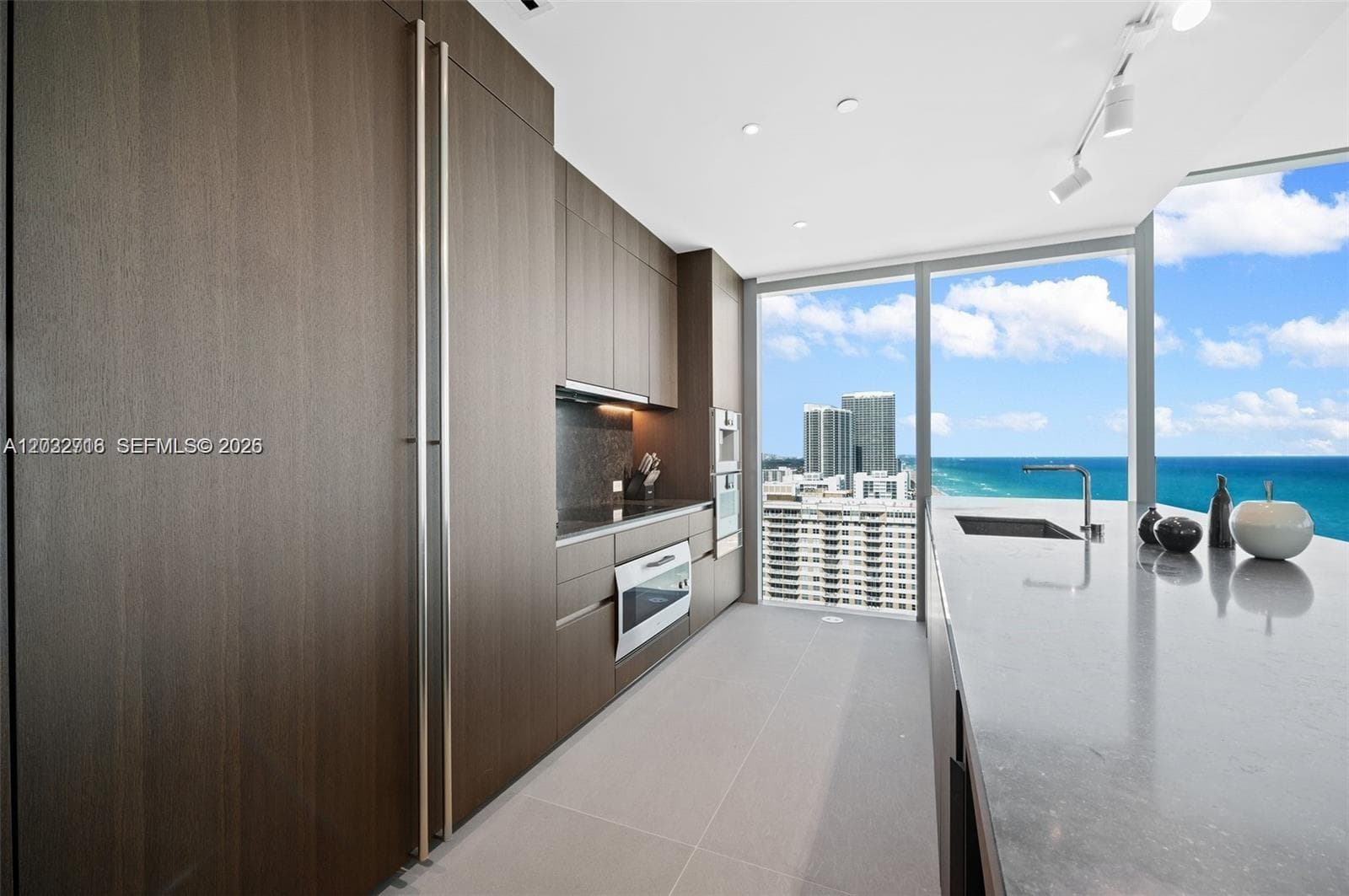 2000 S Ocean Dr # 25A, Hallandale Beach, FL 33009 photo 10