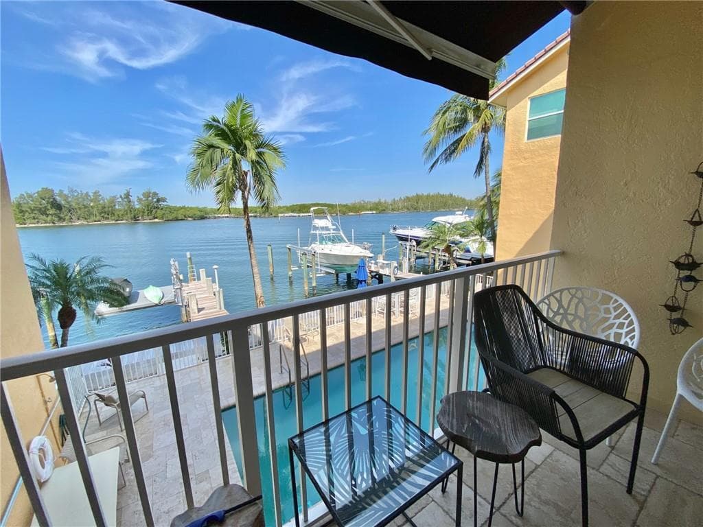 4230 N Ocean Drive, Hollywood, FL 33019 photo 13