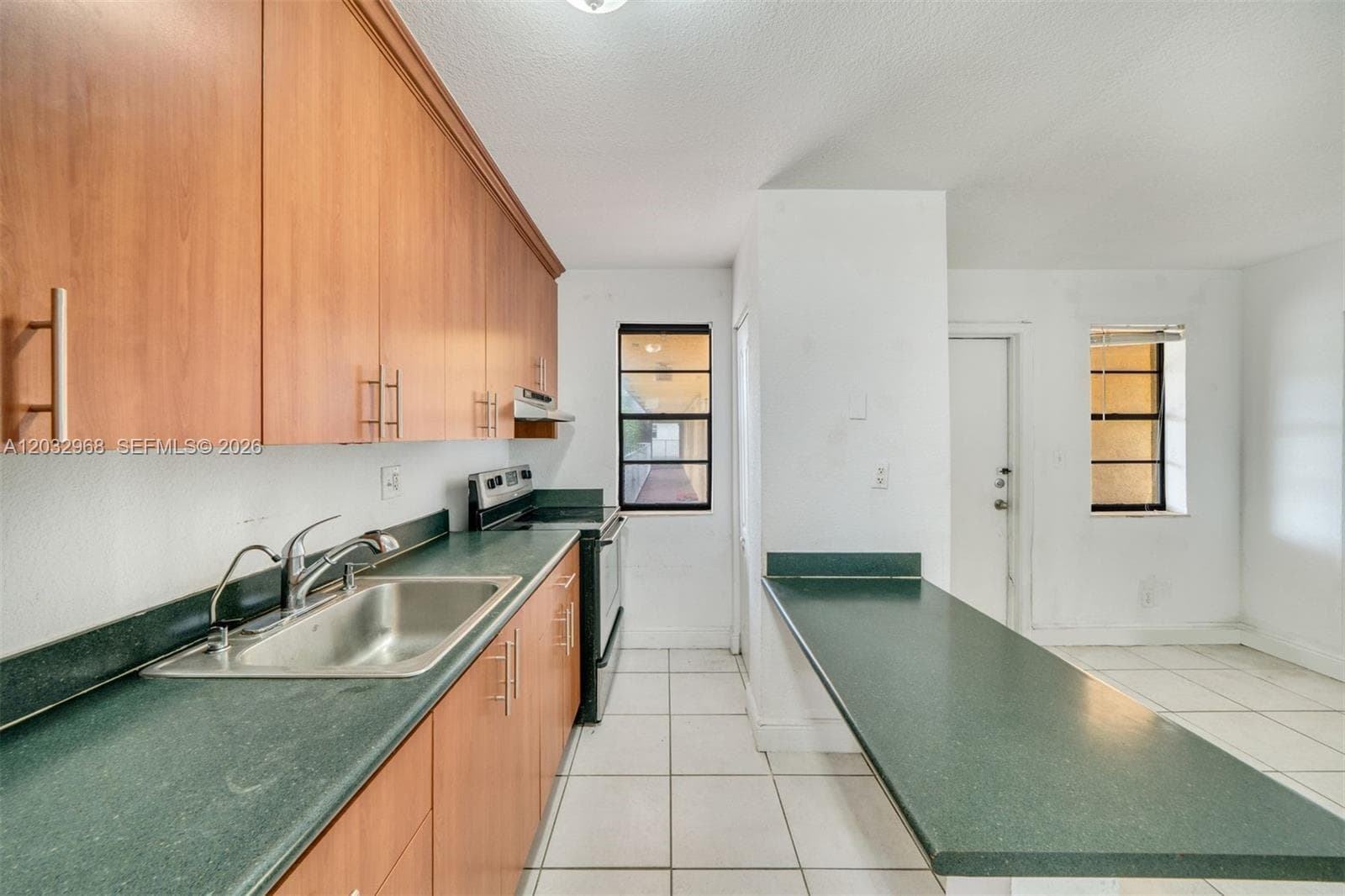 4081 N Dixie Hwy # 27, Oakland Park, FL 33334 photo 6