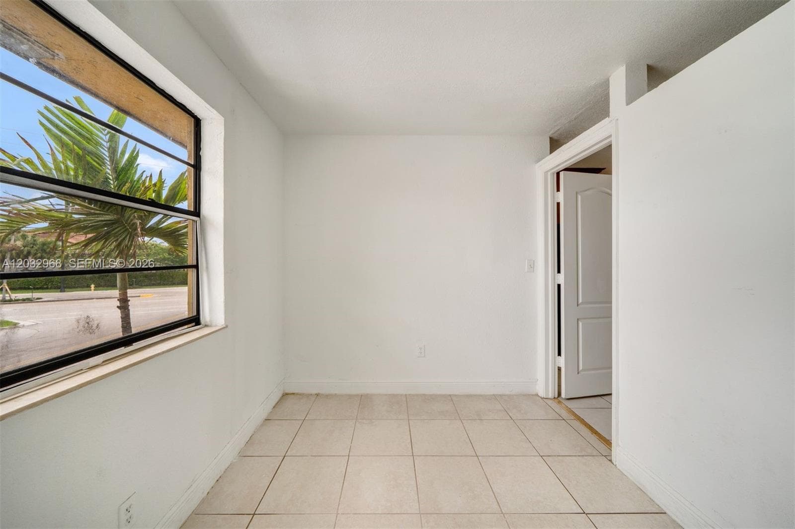 4081 N Dixie Hwy # 27, Oakland Park, FL 33334 photo 9