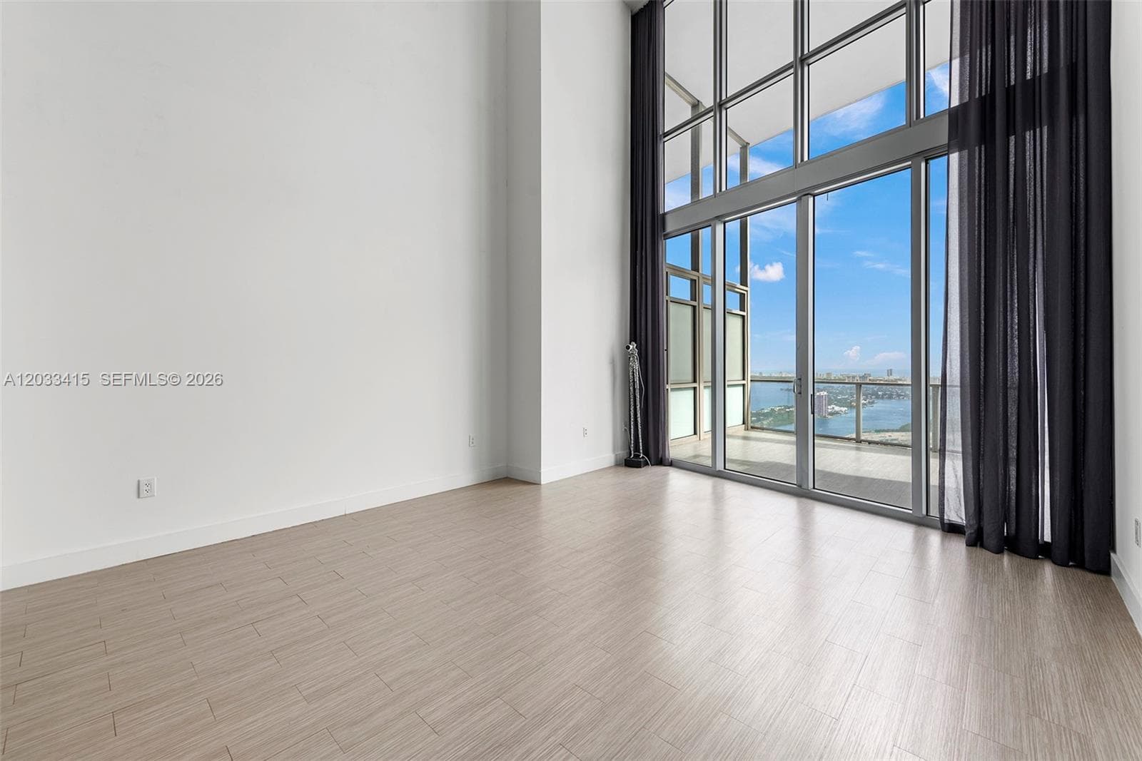 1100 Biscayne Blvd # 5705, Miami, FL 33132 photo 6
