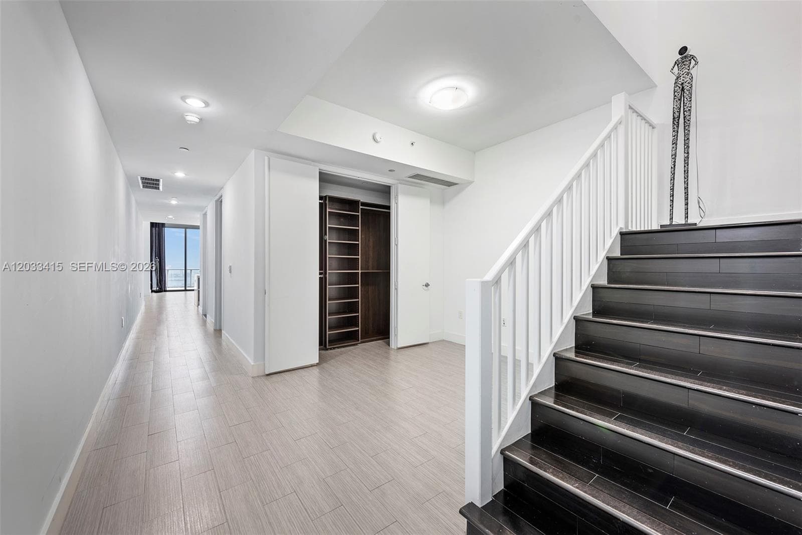 1100 Biscayne Blvd # 5705, Miami, FL 33132 photo 10