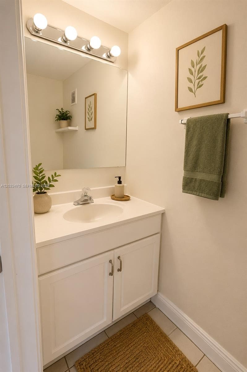 5461 W 24th Ave # 18, Hialeah, FL 33016 photo 11