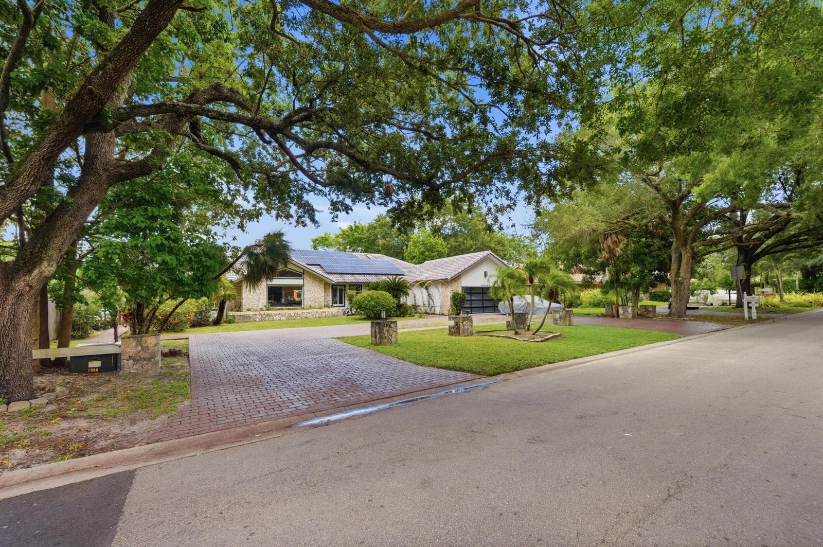 251 NW 104th Avenue, Coral Springs, FL 33071 photo 11