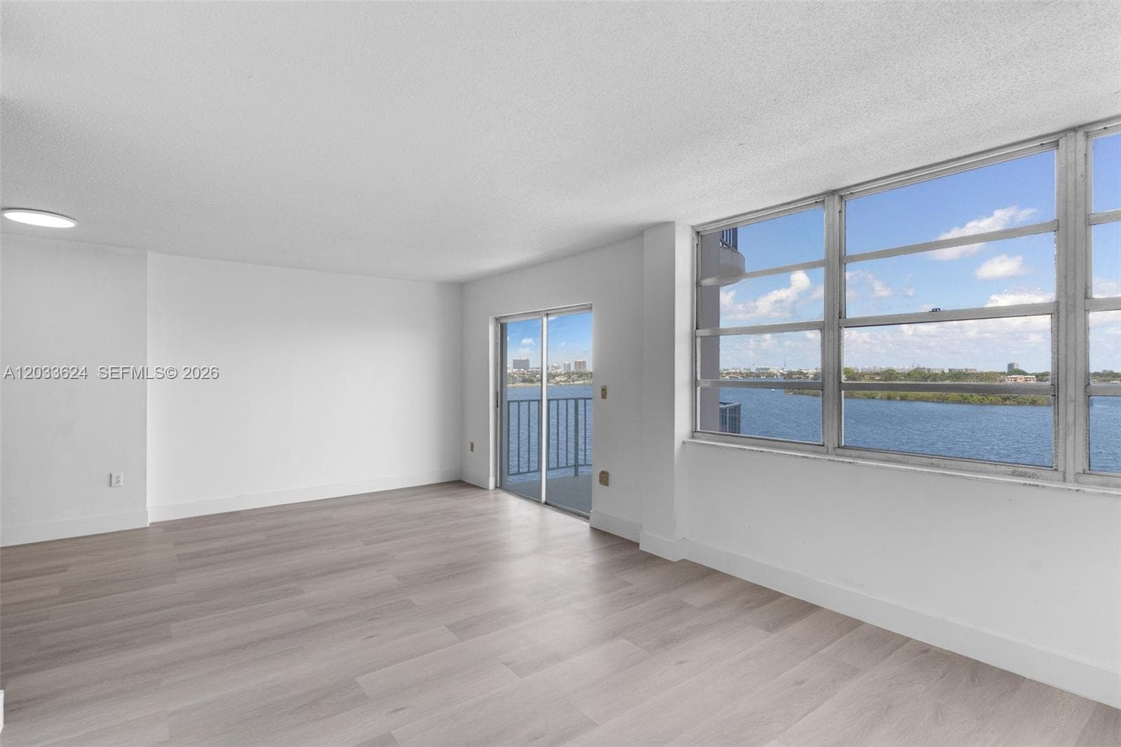 11930 N Bayshore Dr # 704, North Miami, FL 33181 photo 6