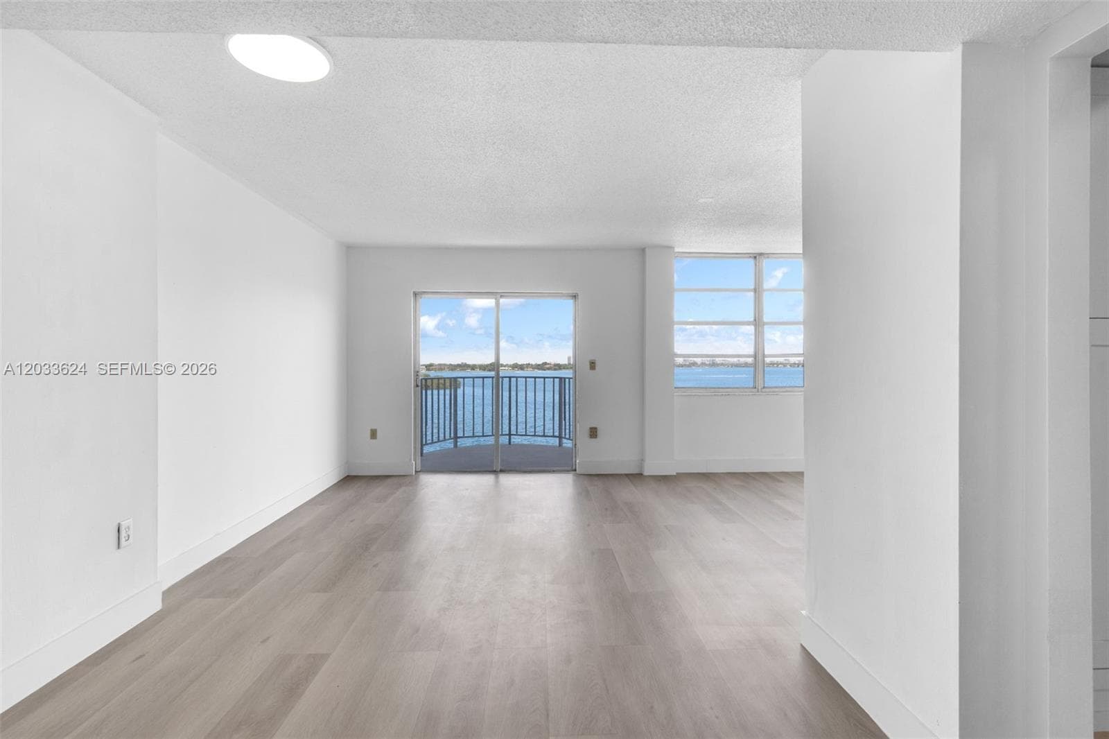 11930 N Bayshore Dr # 704, North Miami, FL 33181 photo 4