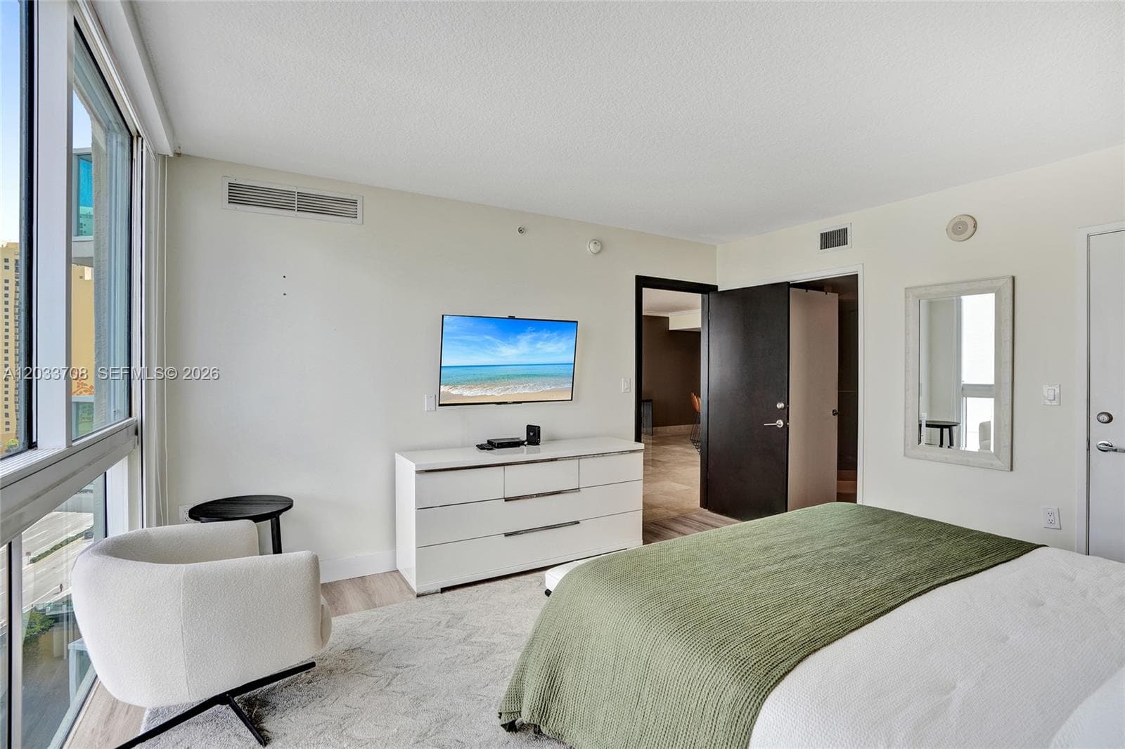150 Sunny Isles Blvd # 1-1601, Sunny Isles Beach, FL 33160 photo 11