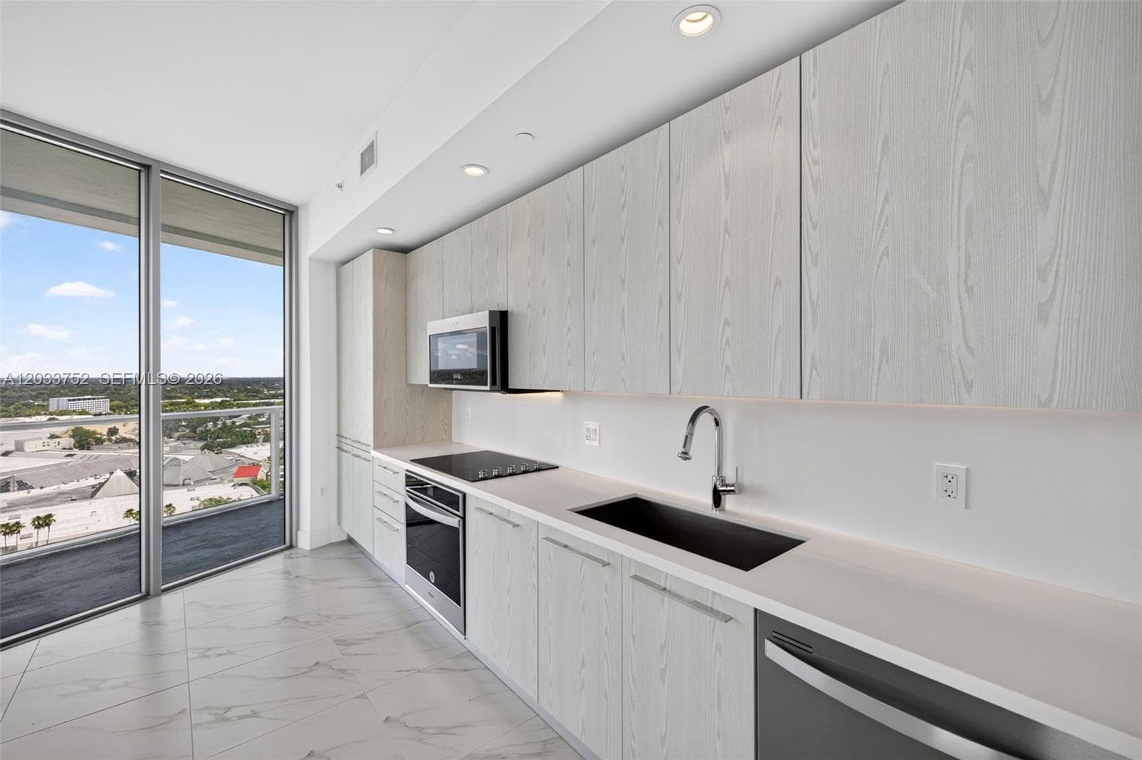 2000 Metropica Way # 1910, Sunrise, FL 33323 photo 2